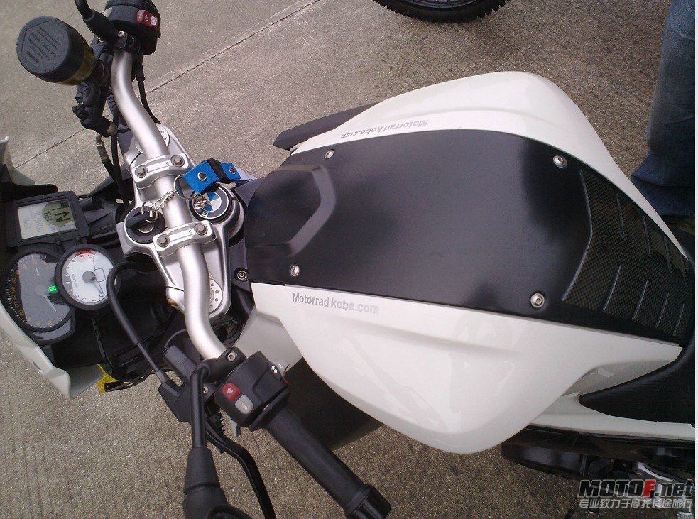 F800R.jpg11.jpg
