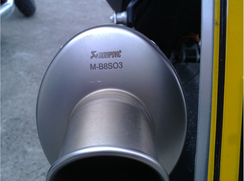 F800R.jpg4.jpg