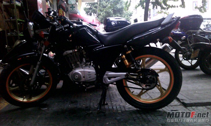 psbCA1J9AT1.jpg