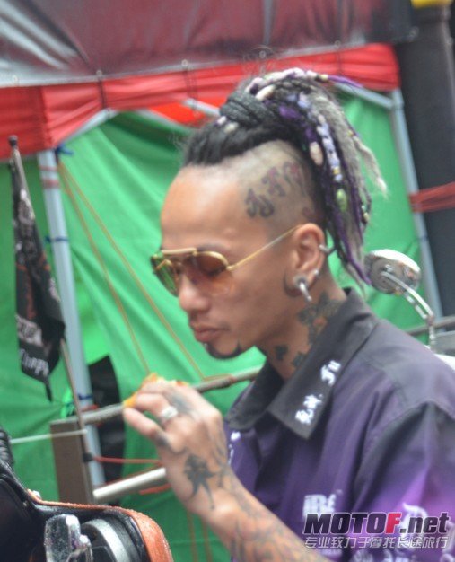 03.jpg