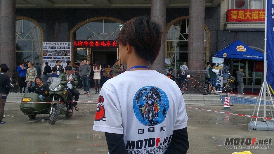 亮点的背影！哈哈~~