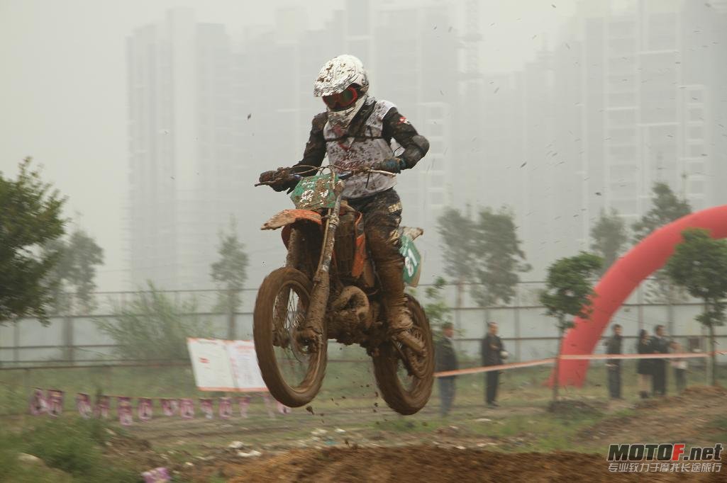 微博桌面截图_20121127101344.jpg