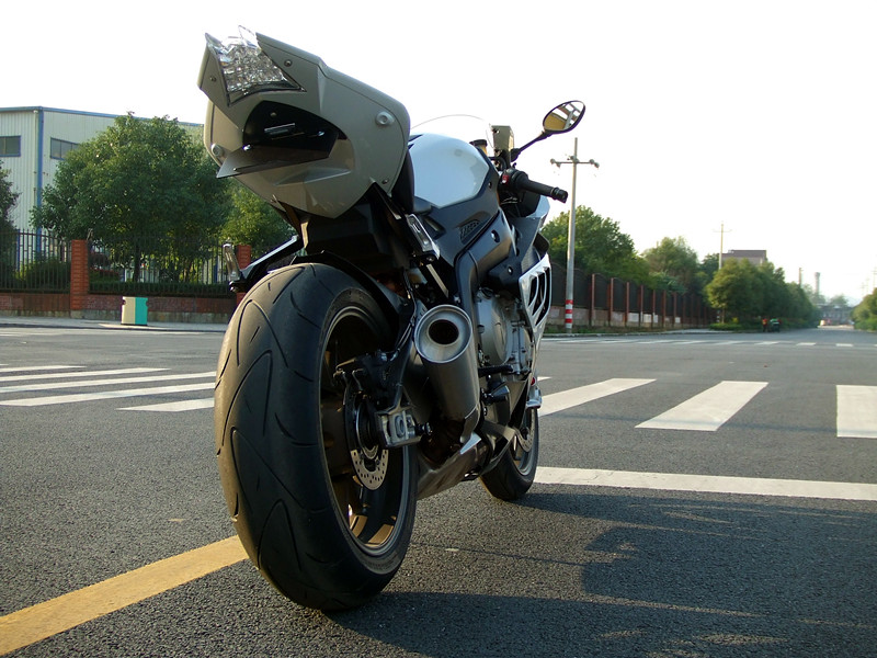 S1000RR 122_副本.jpg