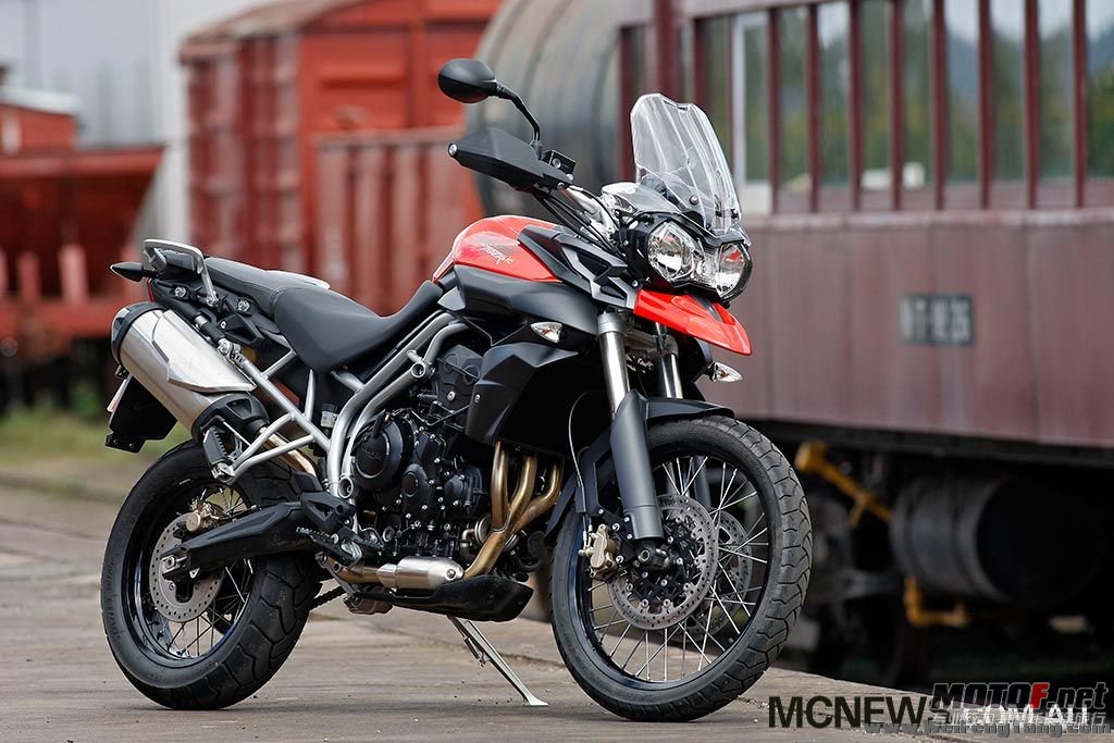 Tiger800XC020[1].jpg