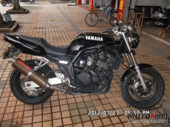 2325235qra8j6r7ad86drr.jpg