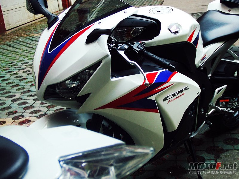 12cbr1000 039_副本.jpg