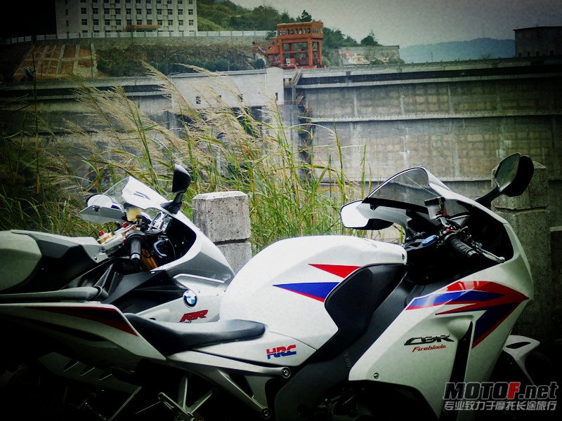 12cbr1000 070_副本.jpg