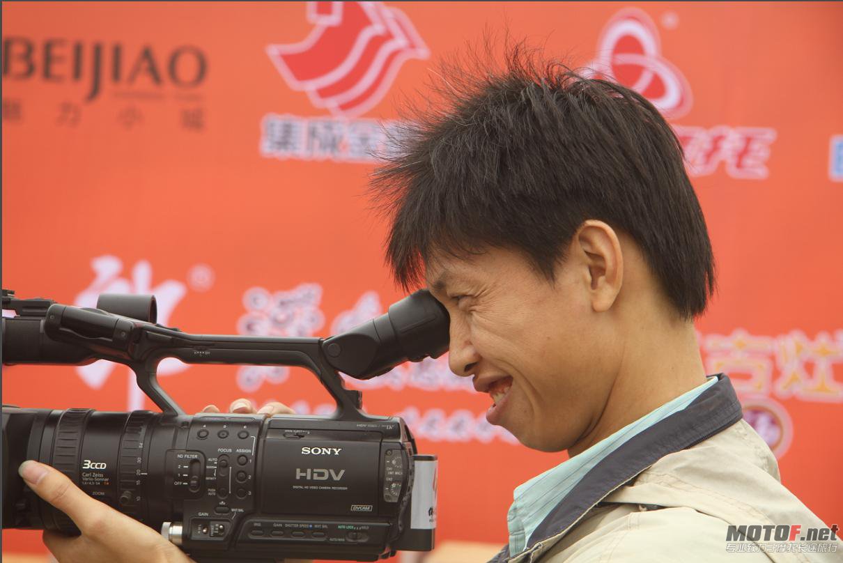 微博桌面截图_20121224163052.jpg