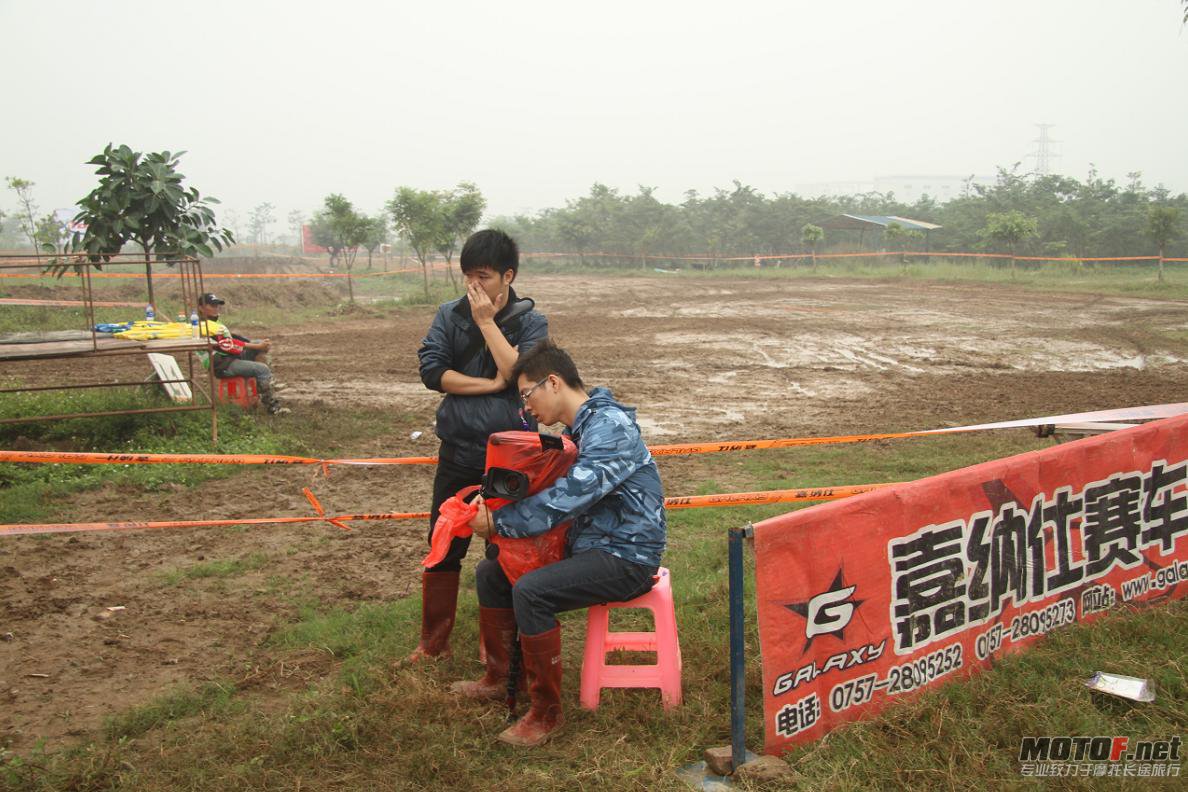 微博桌面截图_20121224163110.jpg