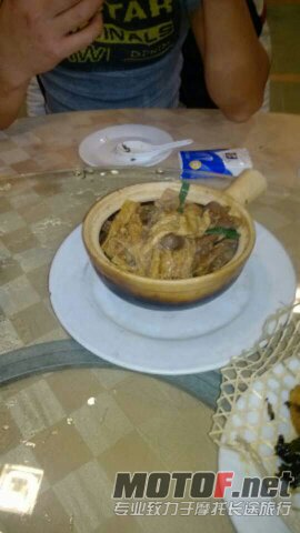 羊肉堡