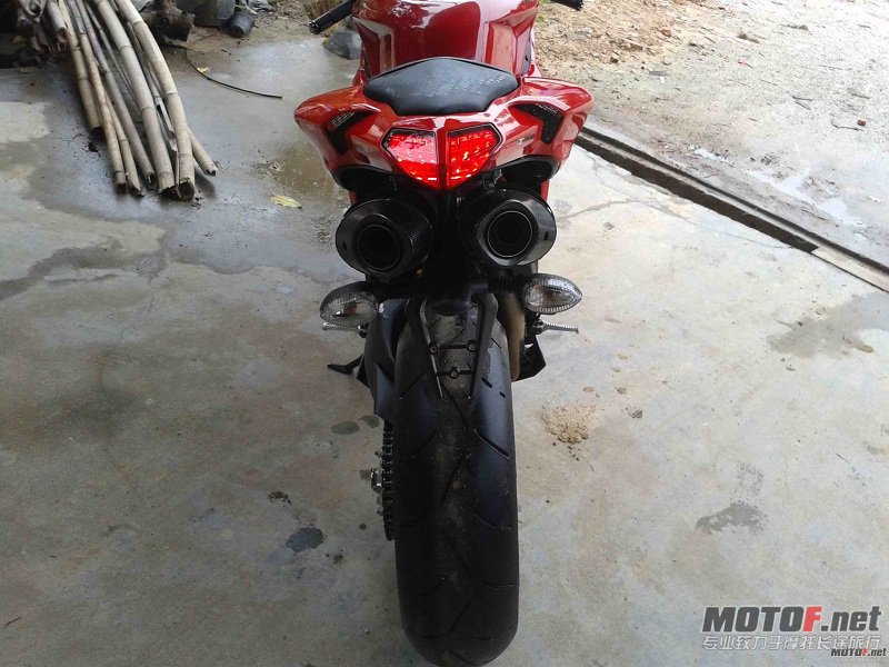 1424218m2rttxbcczx110r.jpg