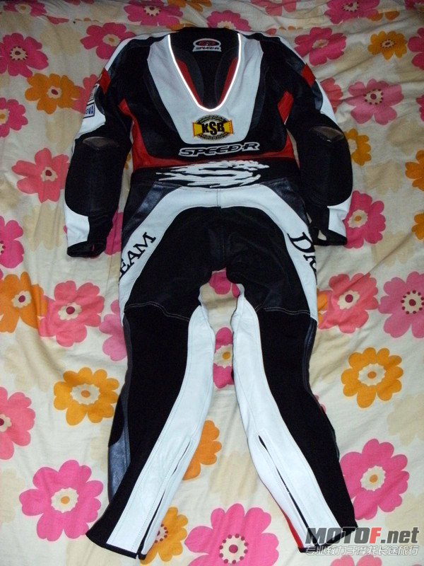 DSCF2025.jpg