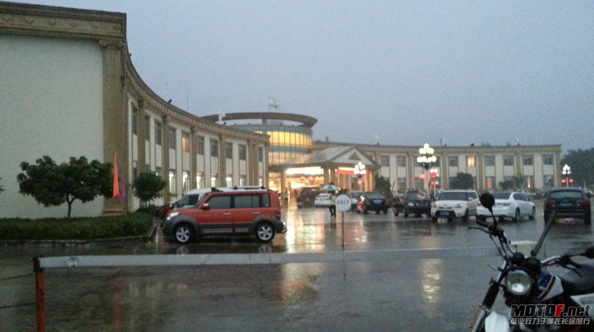 QQ截图20121230160827.jpg
