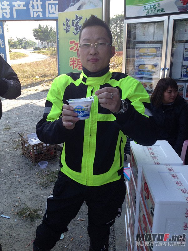 2136_378803652_IMG_2050_副本.jpg
