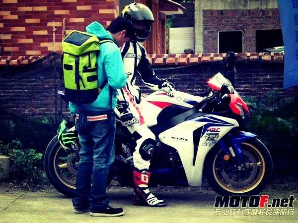 mmexport1357378409990.JPG