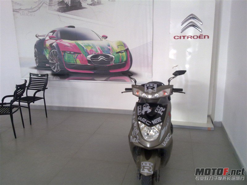 09.jpg