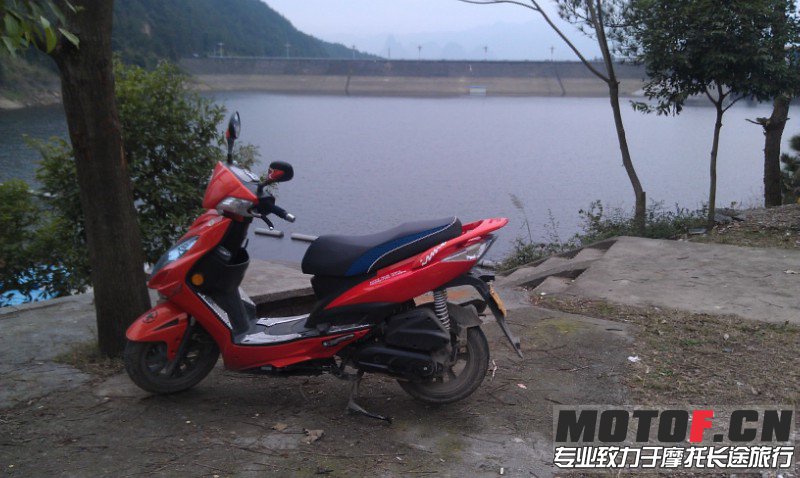 河边
