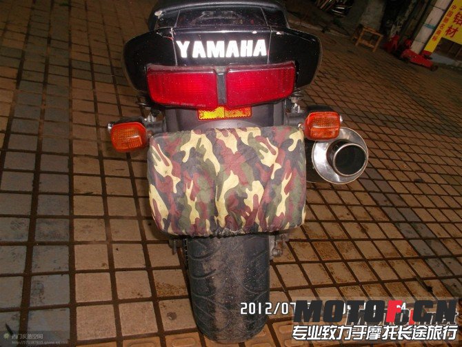112247dh0lld4d07lh7f3l.jpg
