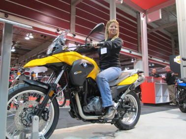 Calgary-Motorcycle-Show-2013-13-378x283.jpg