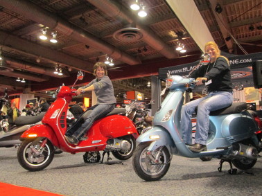 Calgary-Motorcycle-Show-2013-25-378x283.jpg