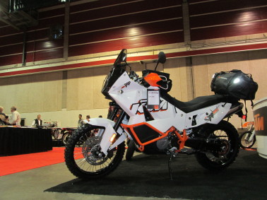 Calgary-Motorcycle-Show-2013-351-378x283.jpg