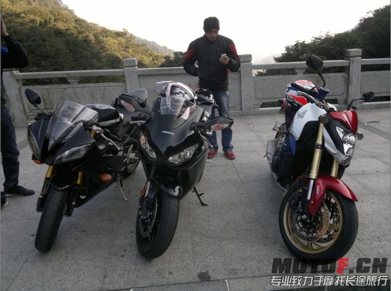 QQ截图20130121125639.jpg