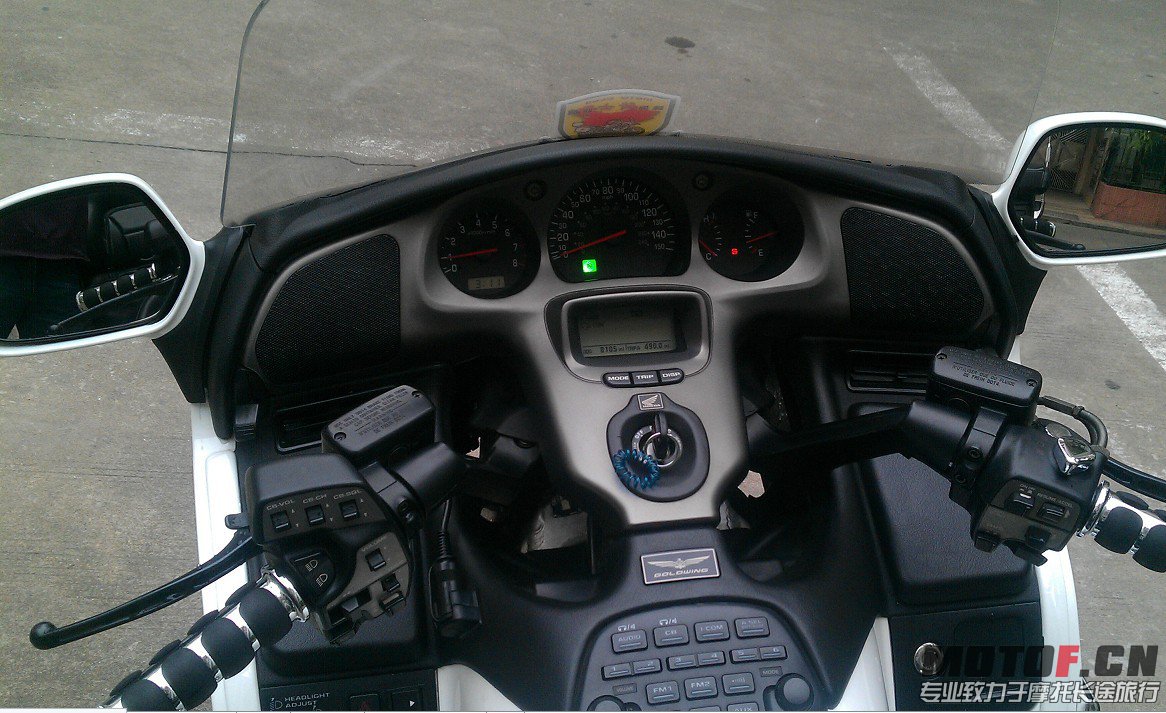 GL1800.jpg6.jpg