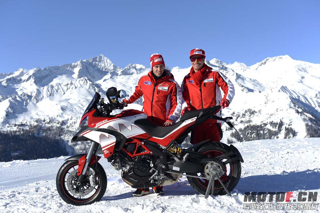 011813-2013-ducati-multistrada-1200-s-dolomites-peak-edition-06.jpg