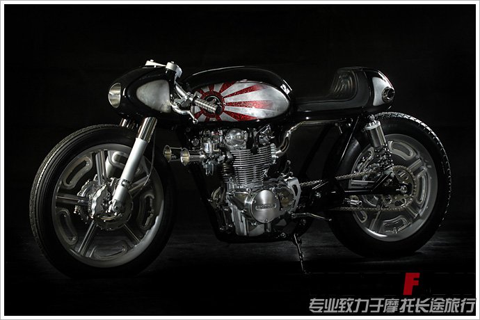 15_01_2013_fred_krugger_hinda_450_cafe_racer_02.jpg