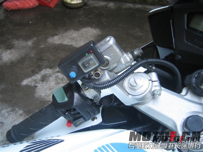 154717crq6txuqr4rr2qnx[1].jpg
