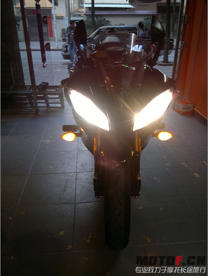 QQ截图20130130220021.jpg