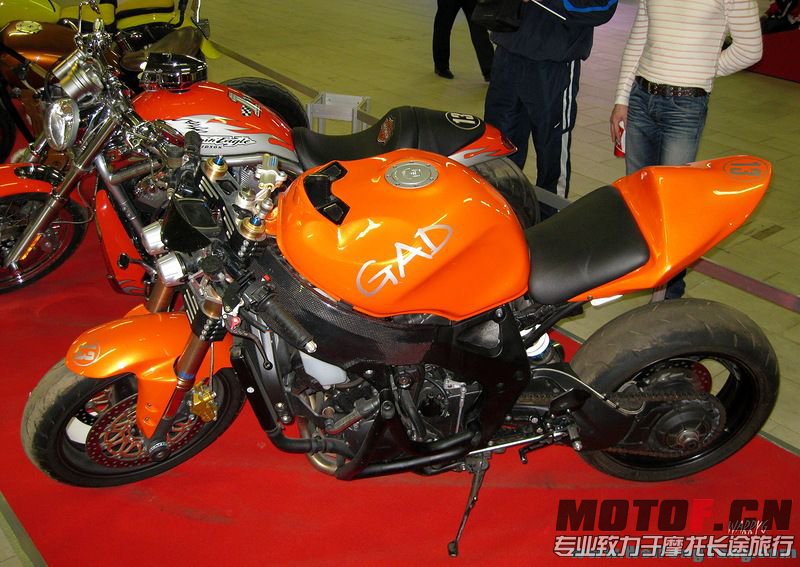 0_74ac3_d1348120_XL[1].jpg