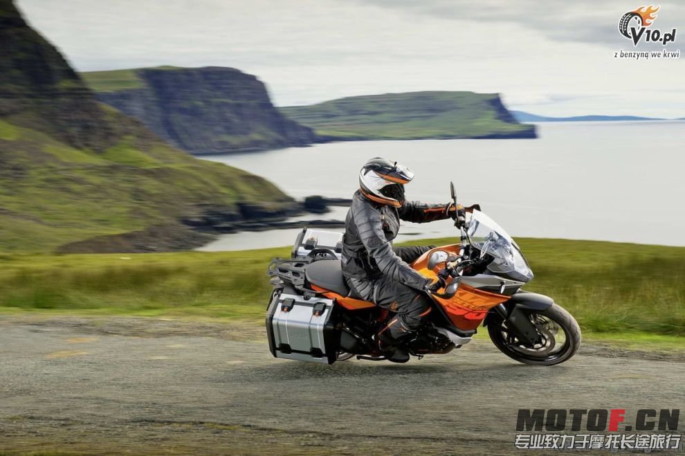 ktm_1190_adventure_my_2013_011[1].jpg