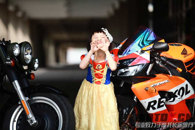漂亮的彤彤小朋友。.jpg
