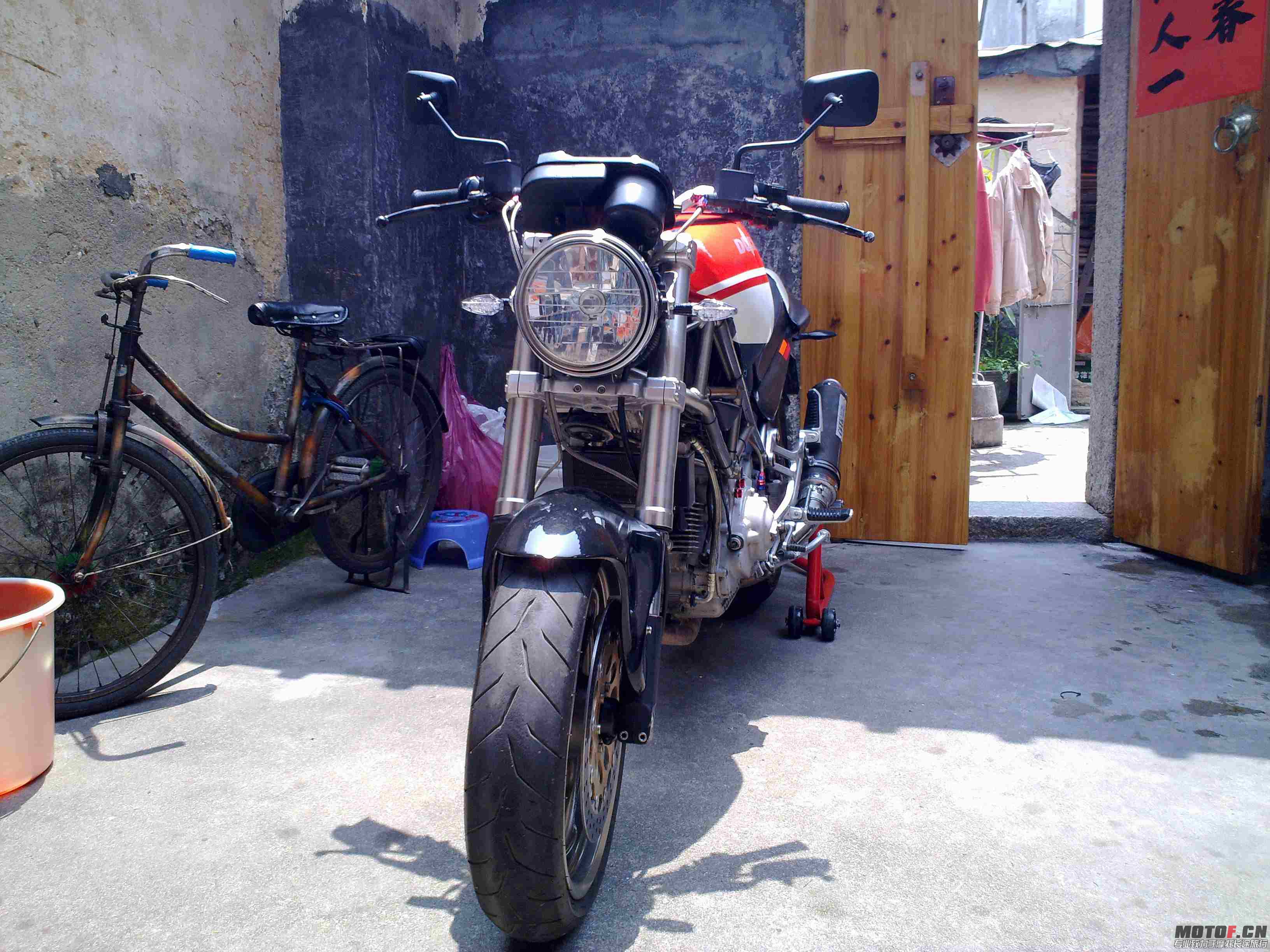 20110416971.jpg