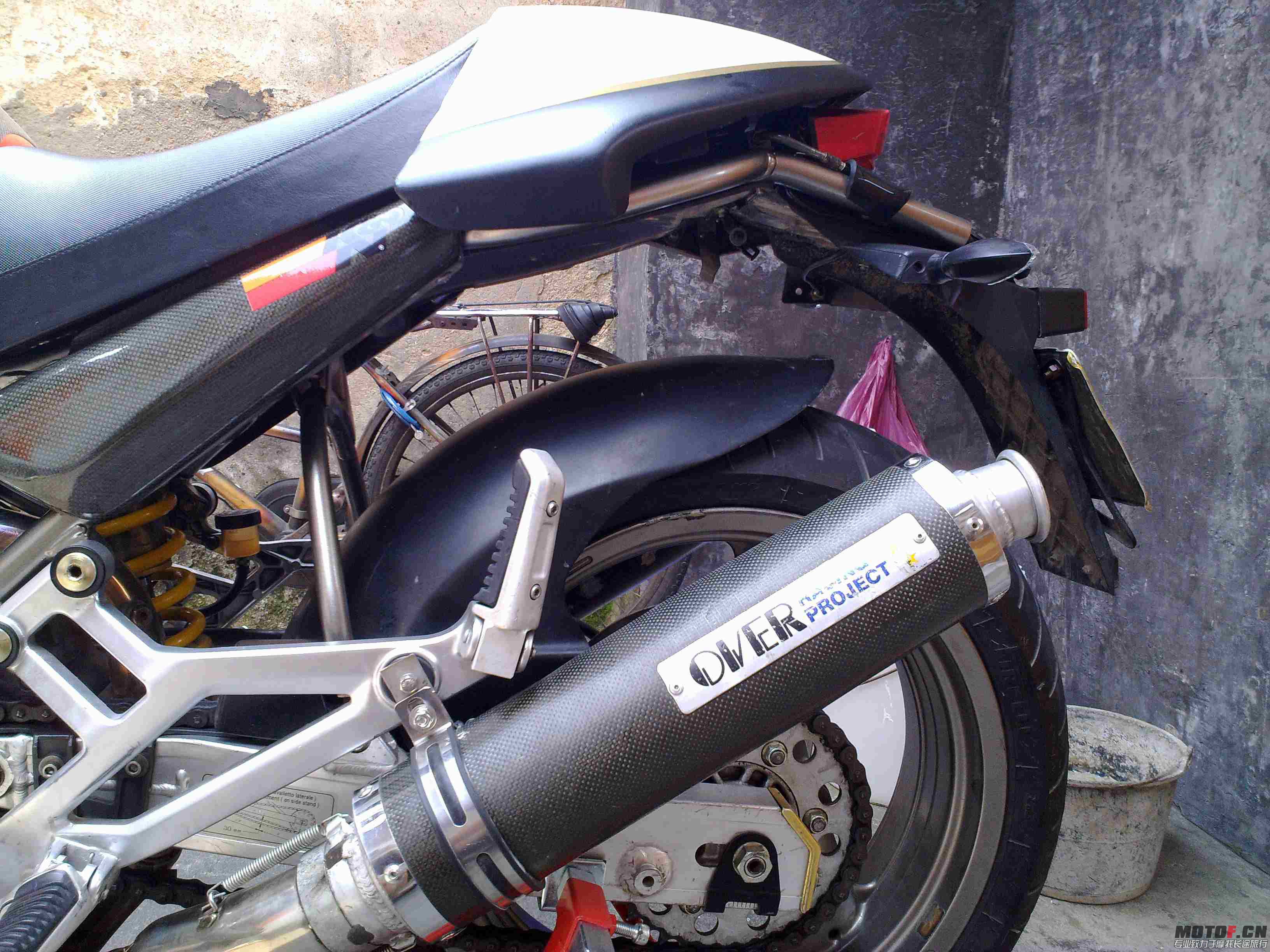 20110416975.jpg