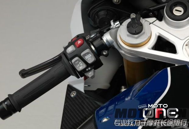 BMW_S1000RR_HP4_16[1].jpg