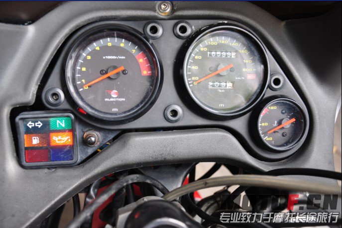 QQ截图20130224231926.jpg