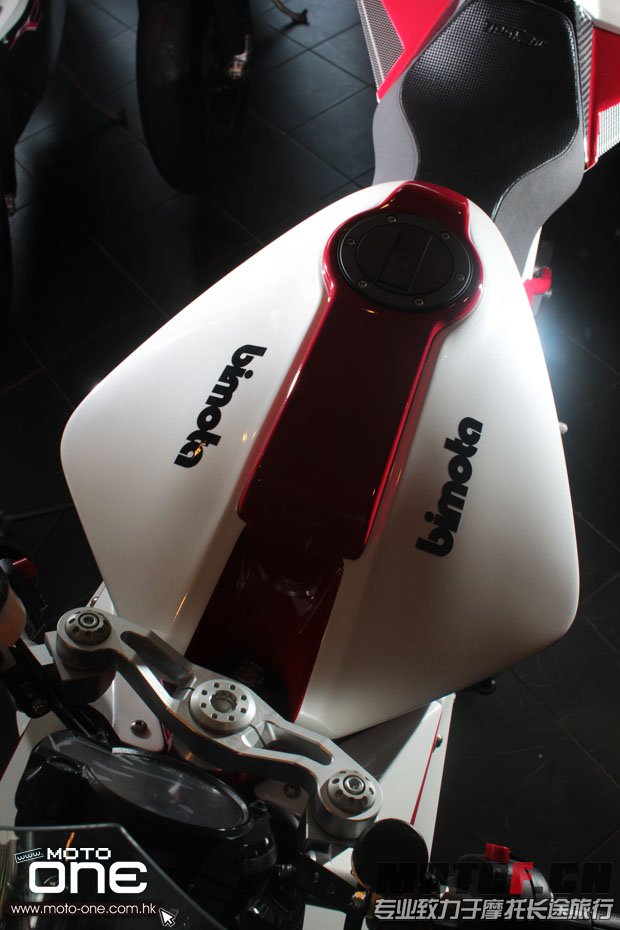 bimota_tesi_3d_29.jpg