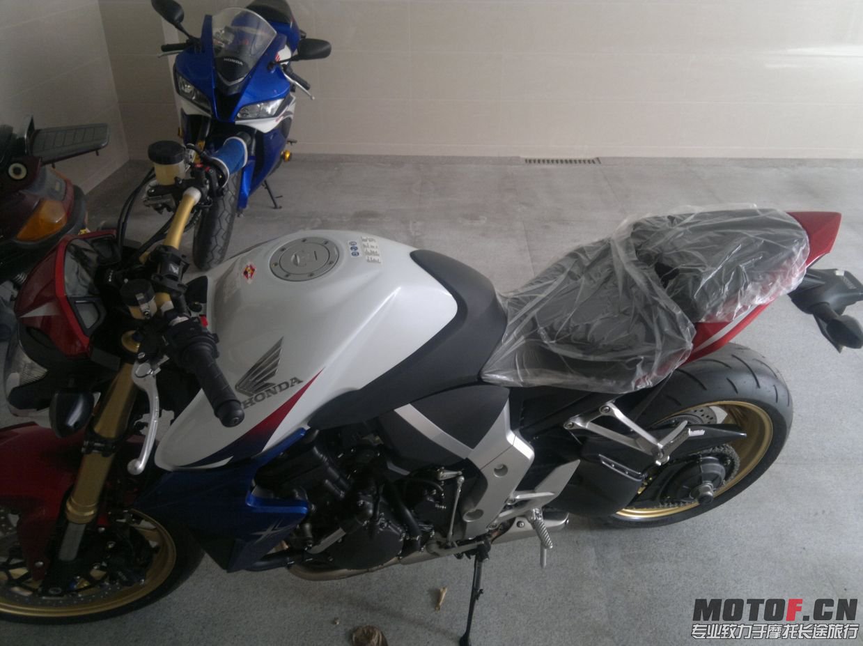 QQ截图20130304233305.jpg