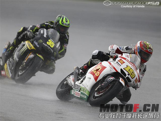 634866749412951574Alvaro-Bautista-Cal-Crutchlow-Sepang.jpg