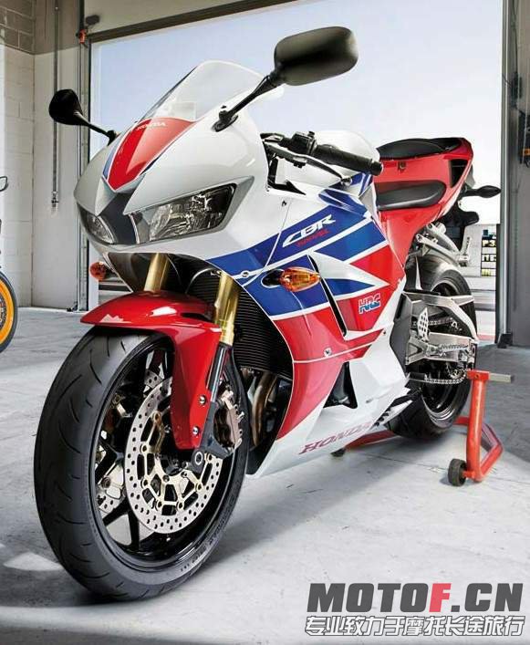 Honda CBR600RR tricolour 13  1.jpg