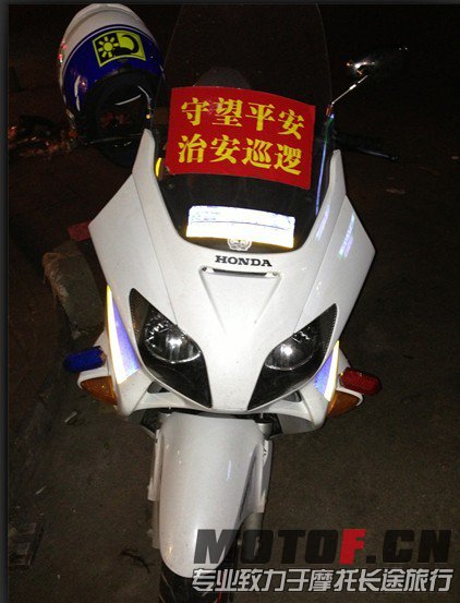 132317yxx2812z9w8jm9j8.jpg