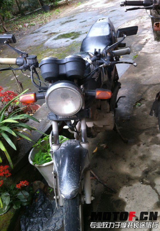 170637ov3uuc859hh8cs92.jpg