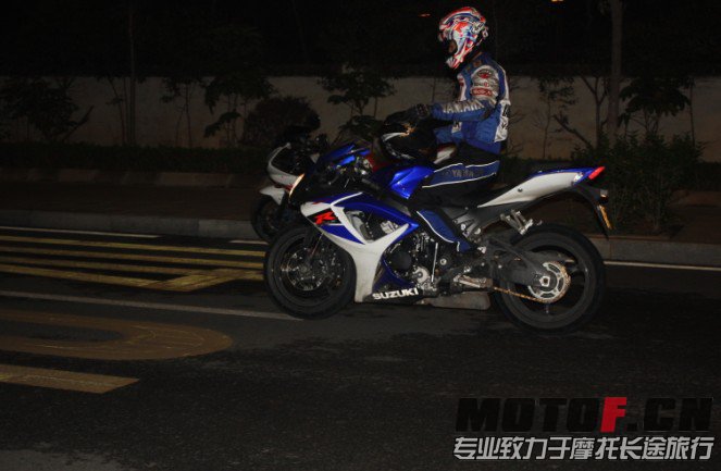 QHDF9(L106`XZ523W{C]HAE.jpg