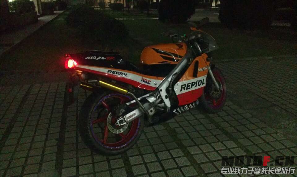 QQ图片20130409130137.jpg