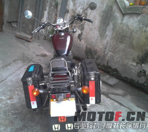 后面