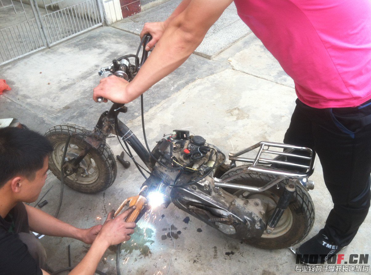QQ截图20130417163846.jpg