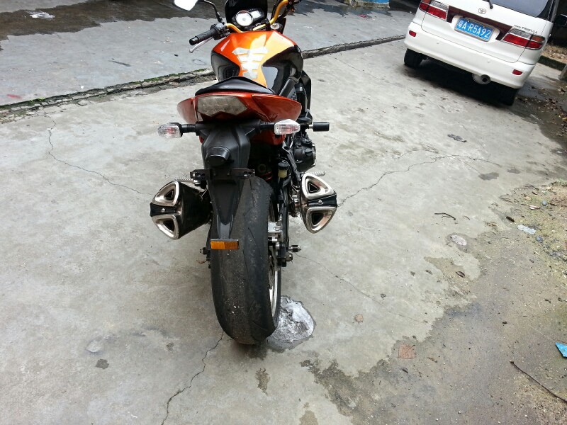psbCA32HZRA.jpg