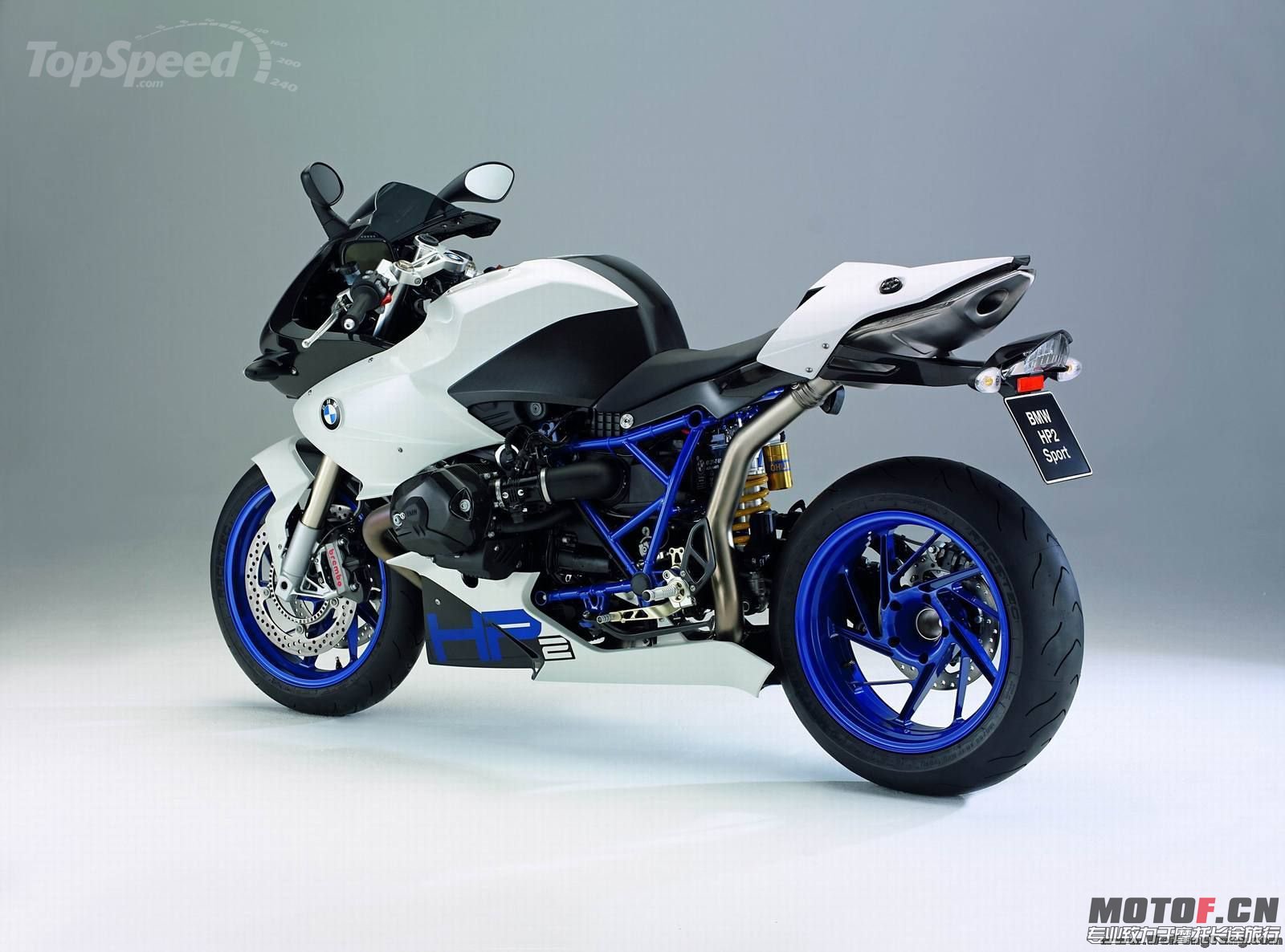 bmw-hp2-sport-13_1600x0w[1].jpg